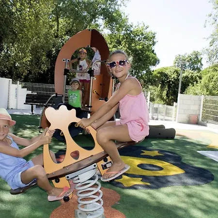 Parc Montana - Golfe De Saint Tropez Campsite *