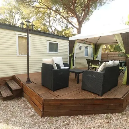 Campingplatz Parc Montana - Golfe De Saint Tropez Gassin
