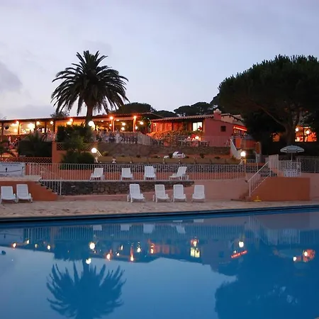 Campsite Parc Montana - Golfe De Saint Tropez Gassin